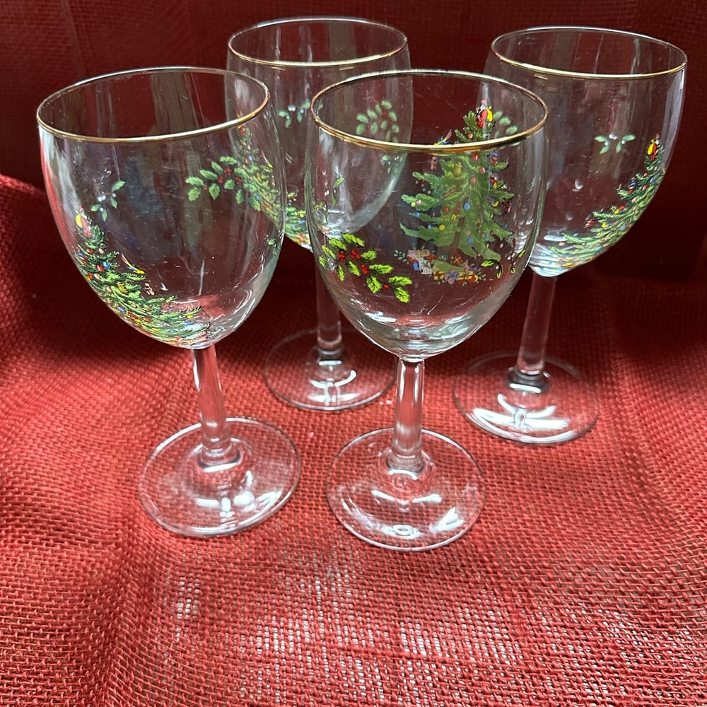 Spode Christmas Tree Set Of 4 Wine Glasses